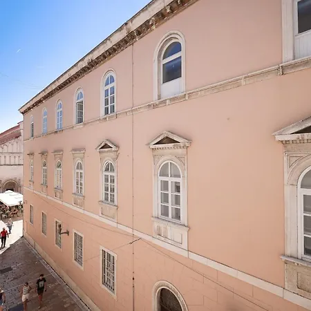 Daire Cozy Studio In City Centar Stosija *
